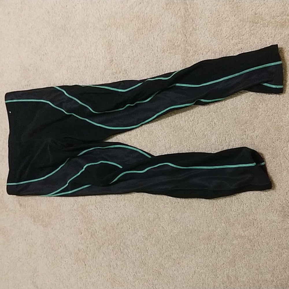 CW-X Insulator PerformX leggings